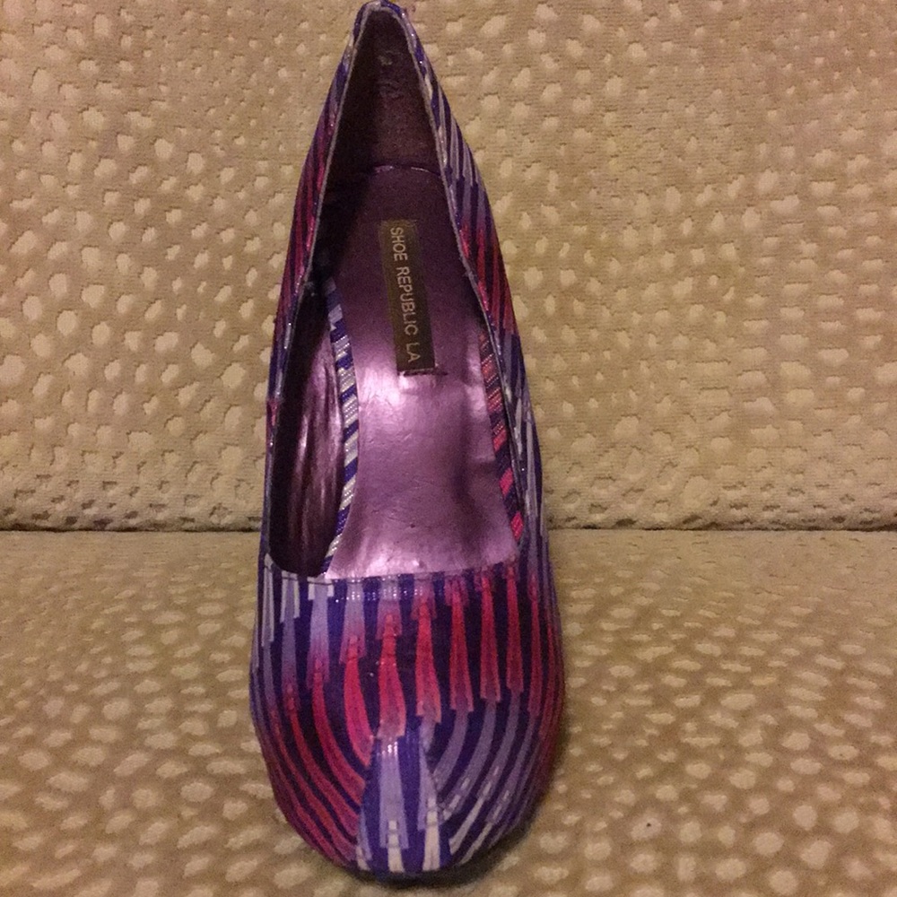 High Heels - Picture 2 of 3